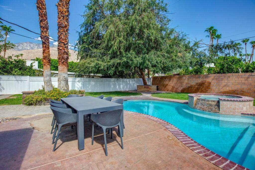 Close To Downtown Ps - Hike, Bike, Swim, Relax Palm Springs Buitenkant foto